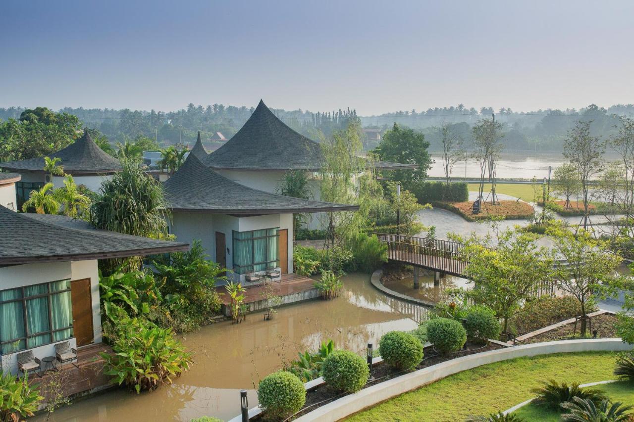 Na Tree Tara Riverside Resort Amphawa Damnoensaduak Exterior photo